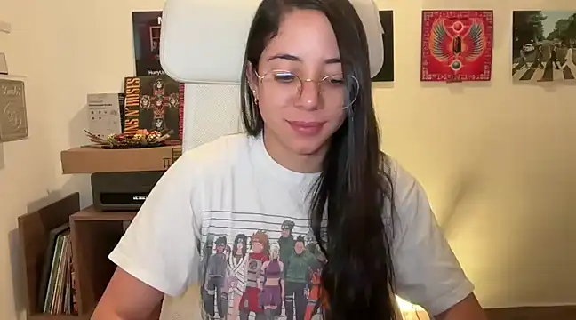 Snapshot of adriana__sosa_ chatting on 01-27-25, 11:22 adriana sosa online show from 01-27-25, 11:22