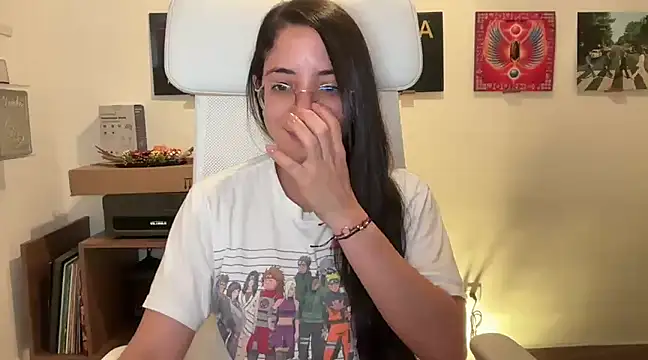 Snapshot of adriana__sosa_ chatting on 01-28-25, 02:32 adriana sosa online show from 01-28-25, 02:32