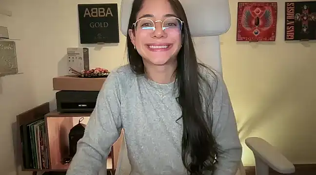 Snapshot of adriana__sosa_ chatting on 02-12-25, 11:09 adriana sosa online show from 02-12-25, 11:09