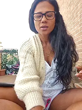 Snapshot of Allana_Squirt chatting on 09-20-25, 07:53 Allana Squirt online show from 09-20-25, 07:53