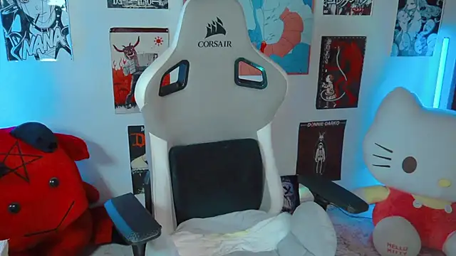 Deadly Doll online show from 11-09-25, 08:18