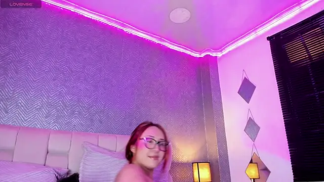 Snapshot of vanesaa_blake chatting on 01-24-25, 03:00 vanesaa blake online show from 01-24-25, 03:00