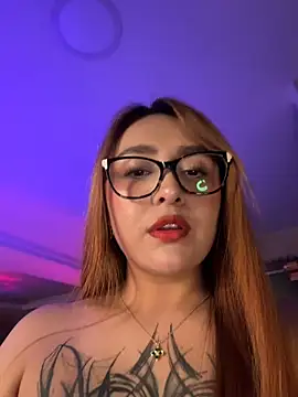 vanesaa blake online show from 12-19-25, 03:35