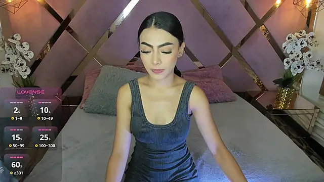 SHANONCLARK online show from 01-07-25, 07:06