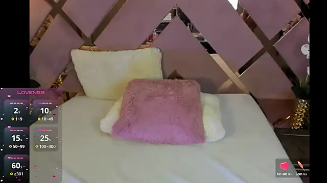 SHANONCLARK online show from 03-20-25, 01:13