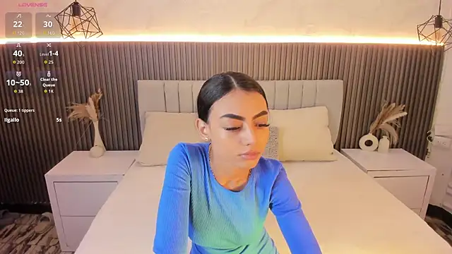 SHANONCLARK online show from 10-09-25, 07:12