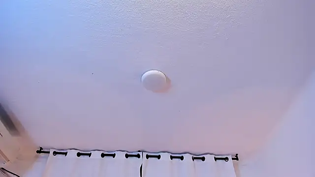 Snapshot of brittany069 chatting on 10-30-25, 04:58 brittany069 online show from 10-30-25, 04:58