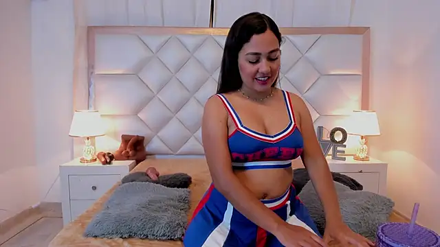 Snapshot of brittany069 chatting on 11-12-25, 04:02 brittany069 online show from 11-12-25, 04:02