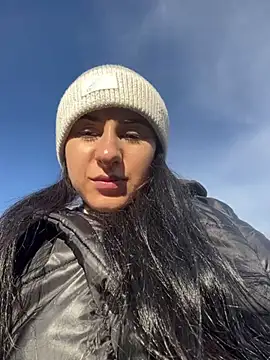 Snapshot of JenniferEdith chatting on 12-17-24, 12:11 JenniferEdith online show from 12-17-24, 12:11