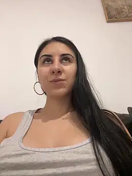 Snapshot of JenniferEdith chatting on 12-28-24, 02:21 JenniferEdith online show from 12-28-24, 02:21