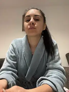 Snapshot of JenniferEdith chatting on 03-10-25, 05:50 JenniferEdith online show from 03-10-25, 05:50