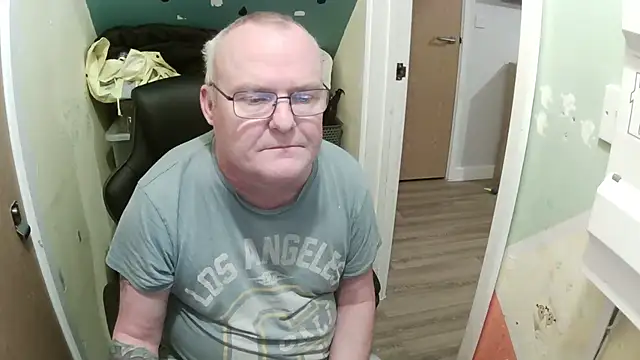 FriendlyDave online show from 02-09-25, 08:13