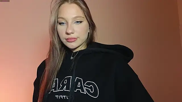 MiaKeler online show from 01-31-25, 07:29