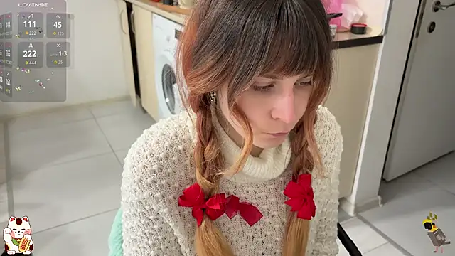 ShiroiFubuki online show from 12-15-25, 12:09