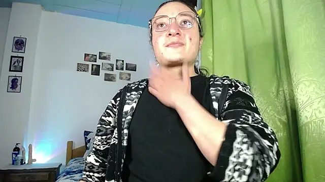 monkeywillwhite online show from 10-31-25, 12:11