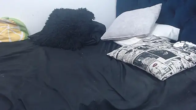 queenofwetqueens online show from 10-25-25, 04:24