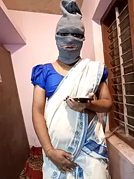 Mallu-Gayathri Arun online show from 12-16-24, 03:54