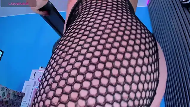 Patty jenkinss  online show from 02-08-25, 03:52