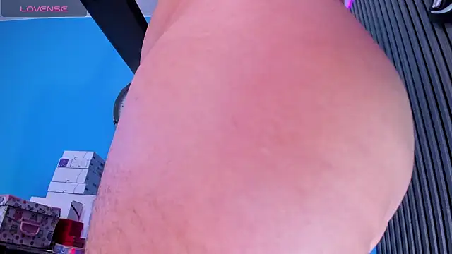 Patty jenkinss  online show from 02-25-25, 03:31