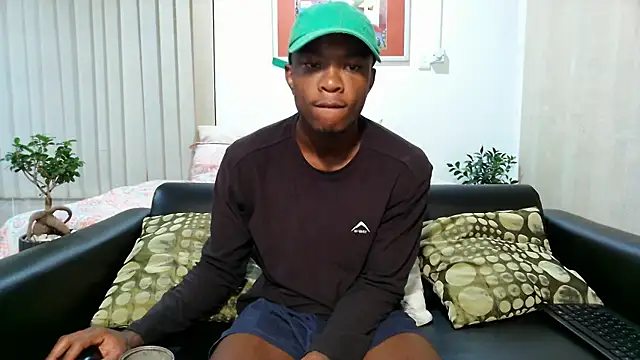 iCrushYenu online show from 01-08-25, 11:41