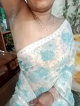 Snapshot of esita_1212 chatting on 02-14-25, 02:02 esita 1212 online show from 02-14-25, 02:02