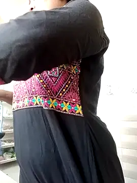 Snapshot of esita_1212 chatting on 03-03-25, 08:27 esita 1212 online show from 03-03-25, 08:27