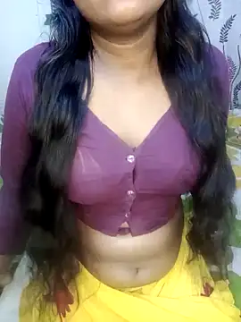 Snapshot of esita_1212 chatting on 03-09-25, 05:28 esita 1212 online show from 03-09-25, 05:28