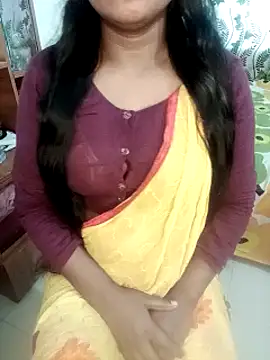 Snapshot of esita_1212 chatting on 03-11-25, 06:10 esita 1212 online show from 03-11-25, 06:10