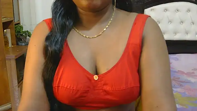 Snapshot of esita_1212 chatting on 09-18-25, 01:18 esita 1212 online show from 09-18-25, 01:18