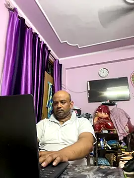 Dick 6inches online show from 11-03-25, 03:24