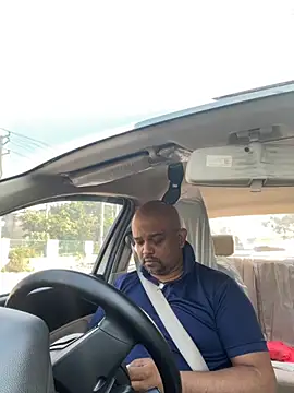 Dick 6inches online show from 11-16-25, 04:07