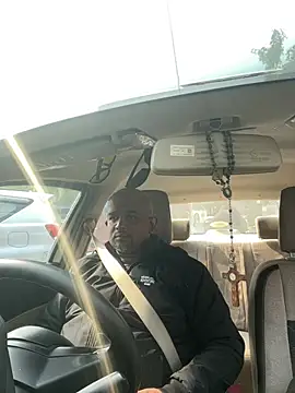 Dick 6inches online show from 02-03-26, 07:57