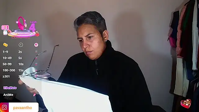 Yessi rousse online show from 11-06-25, 08:59