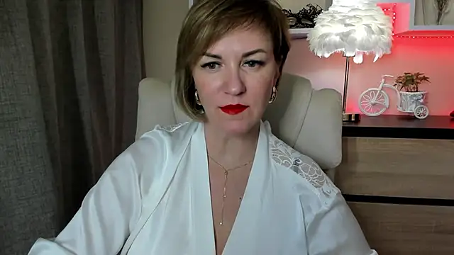 Snapshot of feliziaDesire chatting on 11-04-25, 12:59 feliziaDesire online show from 11-04-25, 12:59