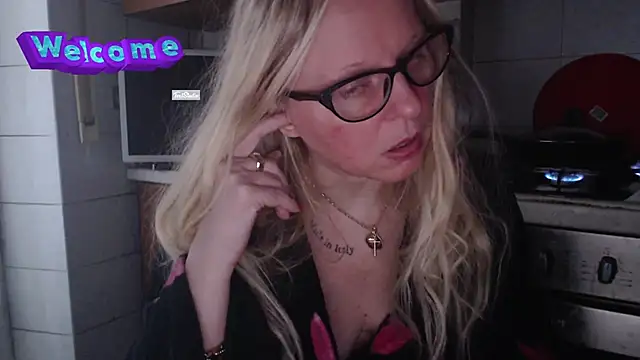 martachatte online show from 02-26-25, 07:09