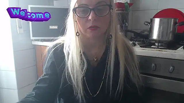martachatte online show from 02-28-25, 01:47