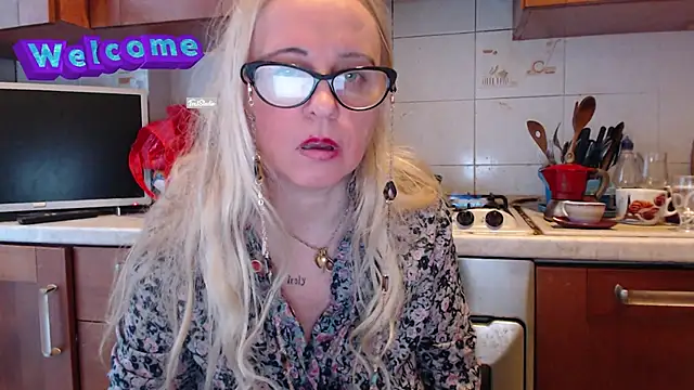 martachatte online show from 03-03-25, 06:04