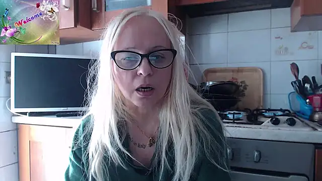 martachatte online show from 10-08-25, 08:56