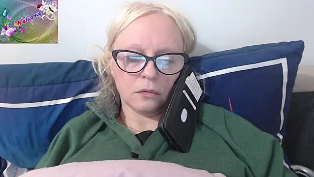 martachatte online show from 10-18-25, 07:09