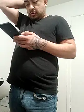 hungpenis210 online show from 03-01-26, 04:20