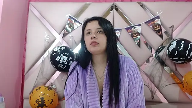 nathaly low1 online show from 10-18-25, 03:20