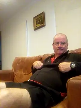 stiffandlubedxh online show from 02-21-25, 08:51