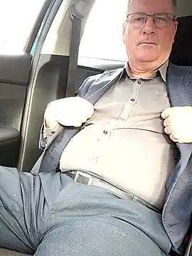 stiffandlubedxh online show from 11-11-25, 09:04