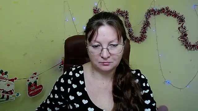 VanessaHotts online show from 01-13-25, 06:16