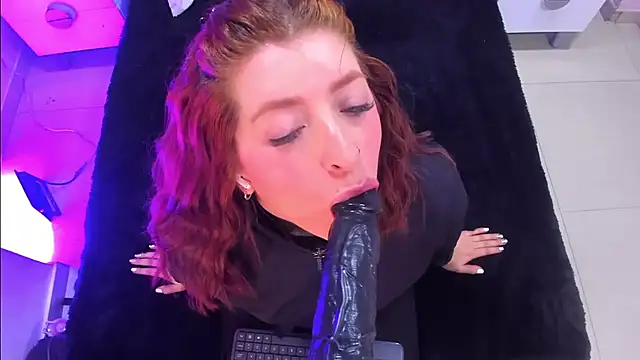 JulietaAlves online show from 11-15-25, 11:29