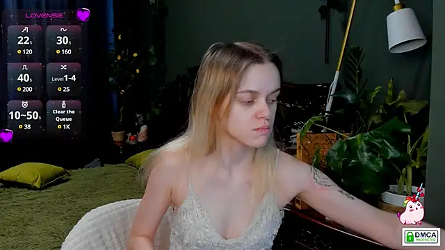 lady bellaa online show from 12-13-24, 07:36