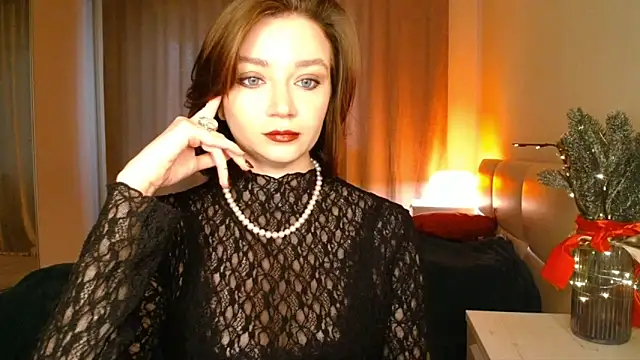 Snapshot of Shadow_Passion chatting on 12-14-25, 07:03 Shadow Passion online show from 12-14-25, 07:03