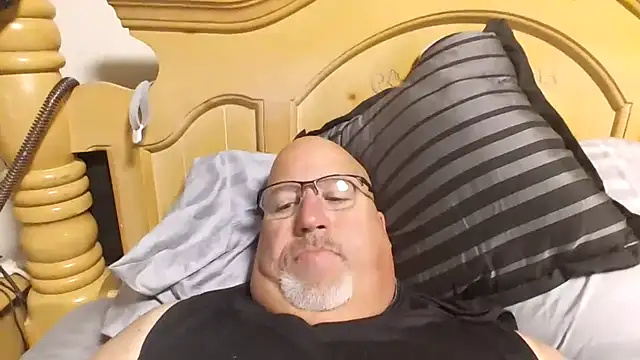 Bigbear0563 online show from 10-11-25, 02:26