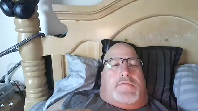 Bigbear0563 online show from 10-19-25, 03:12