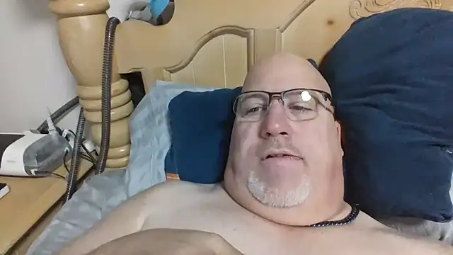 Snapshot of Bigbear0563 chatting on 02-04-26, 05:19 Bigbear0563 online show from 02-04-26, 05:19